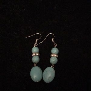 “Turquoise” earrings with a touch of sparkle